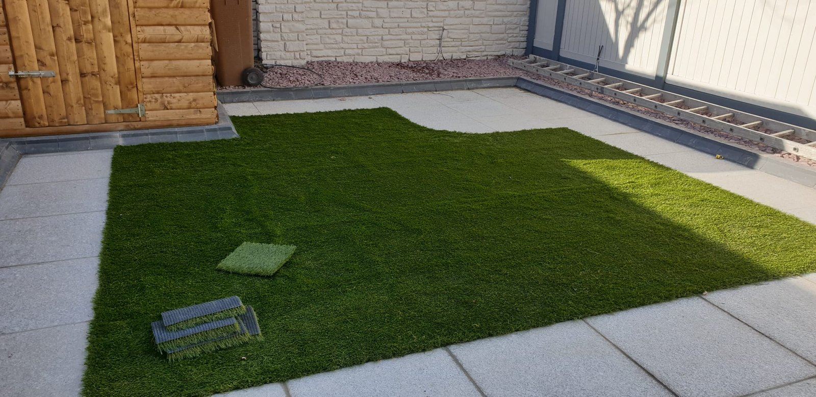 Garden landscaping with turf