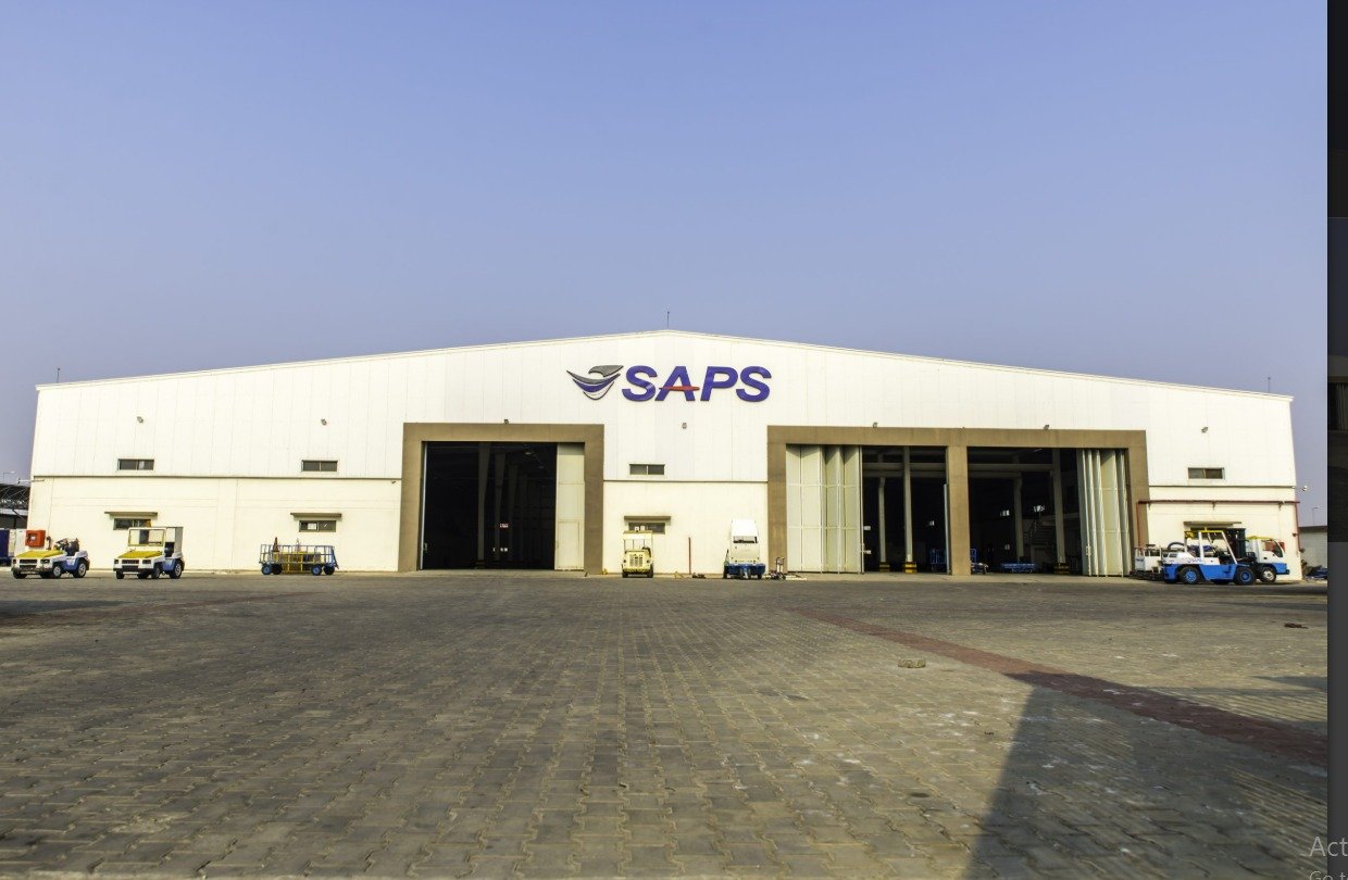 Front elevation of the SAPS hangar with open door bays
