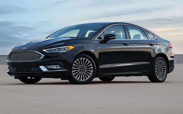Sedan Blindado da frota executiva Destino7