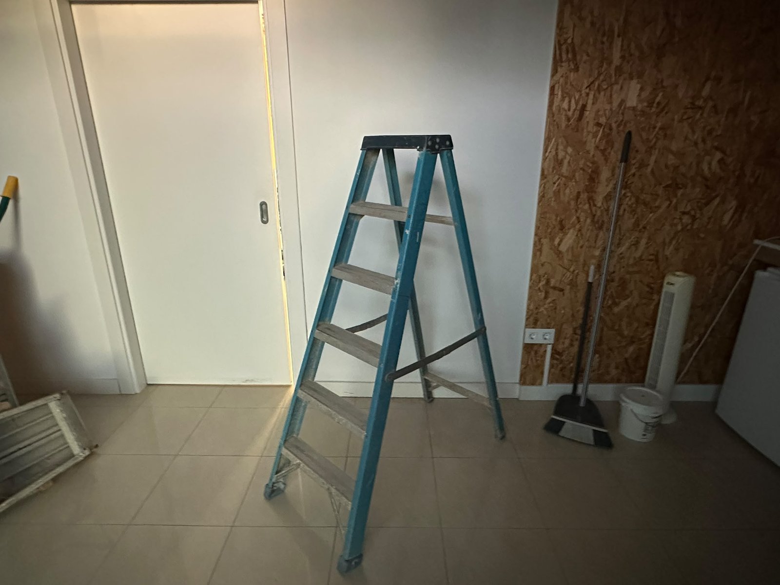 Step Ladder 1.5m