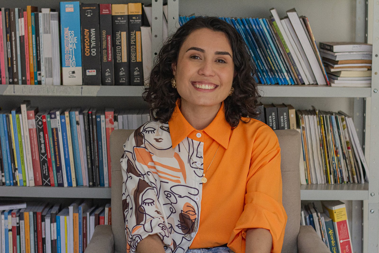 Jullìa Guimarães, psicóloga especialista em neurociência e growth hacking