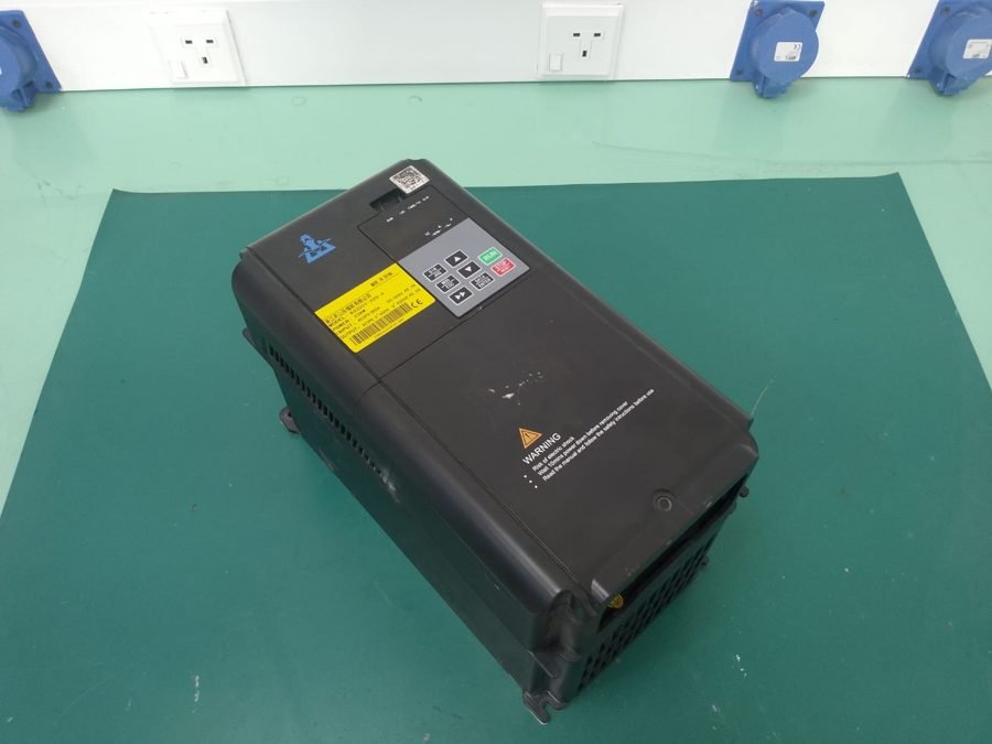 خطأ Overcurrent في الانفرتر: الأسباب وطريقة الإصلاح
