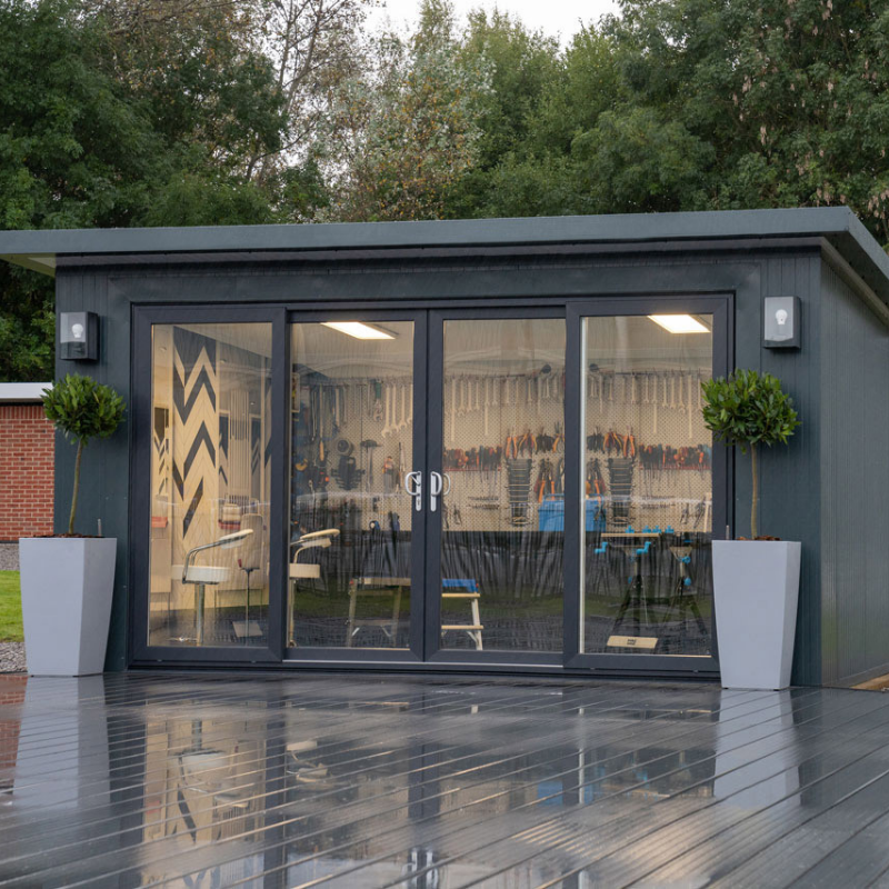 Medio mid-size timber frame garden room