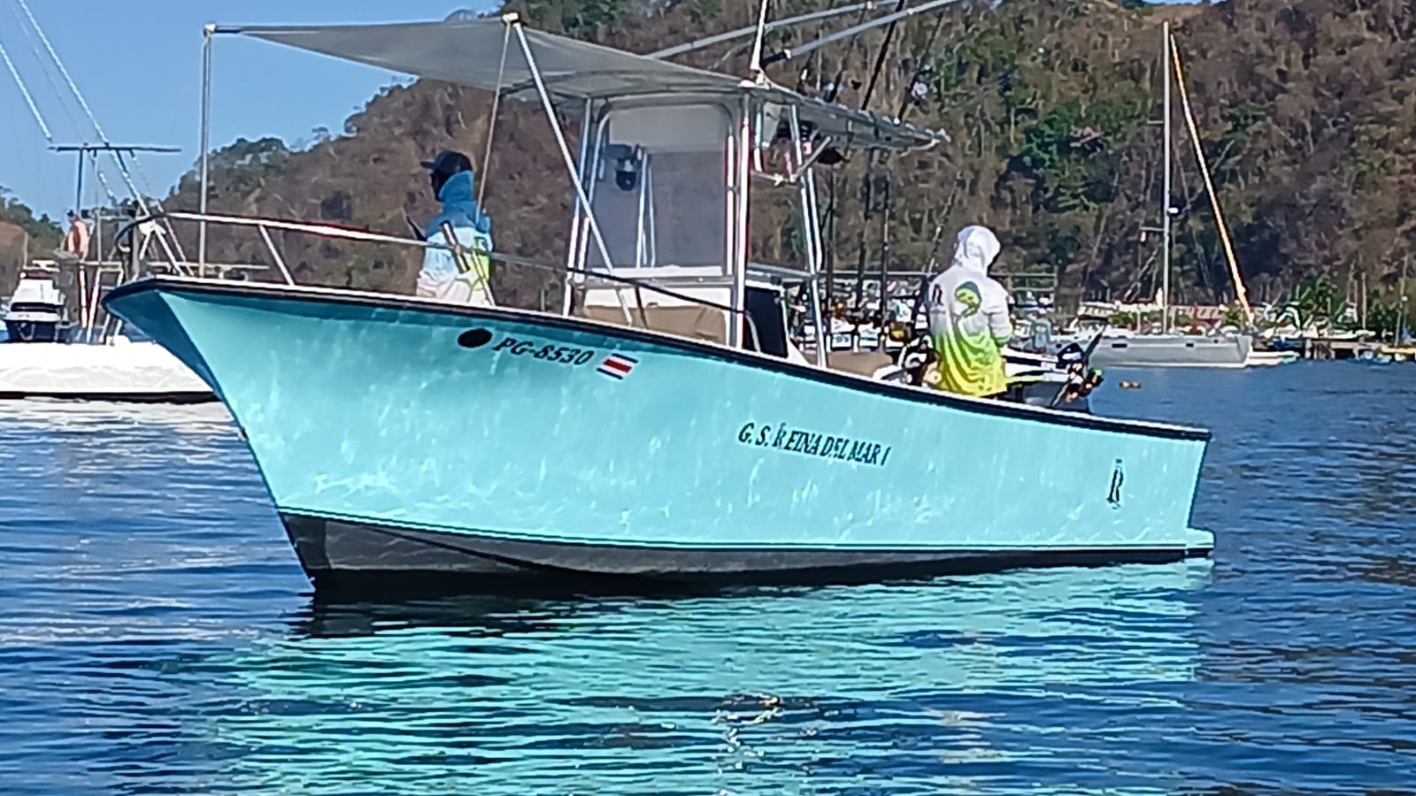 Wahoo Sportfishing Jaco 28' Center Console Boat Boston Dog fishing boat from Herradura Beach with Wahoo Sportfishing Jaco