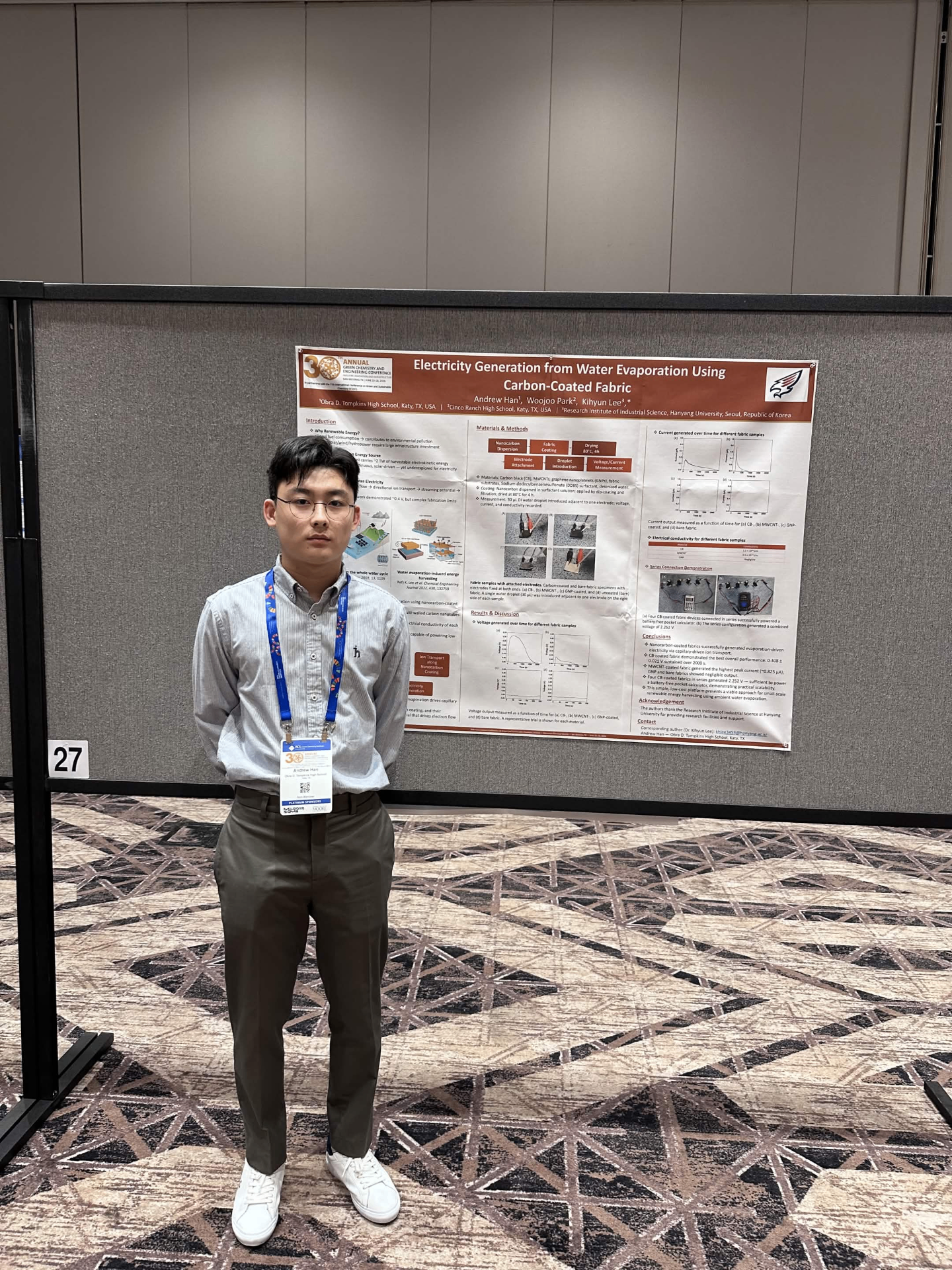 Andrew Han presenting a scientific poster titled "Electricity Generation from Water Evaporation Using Carbon-Coated Fabric" at the 30th Annual Green Chemistry & Engineering Conference.