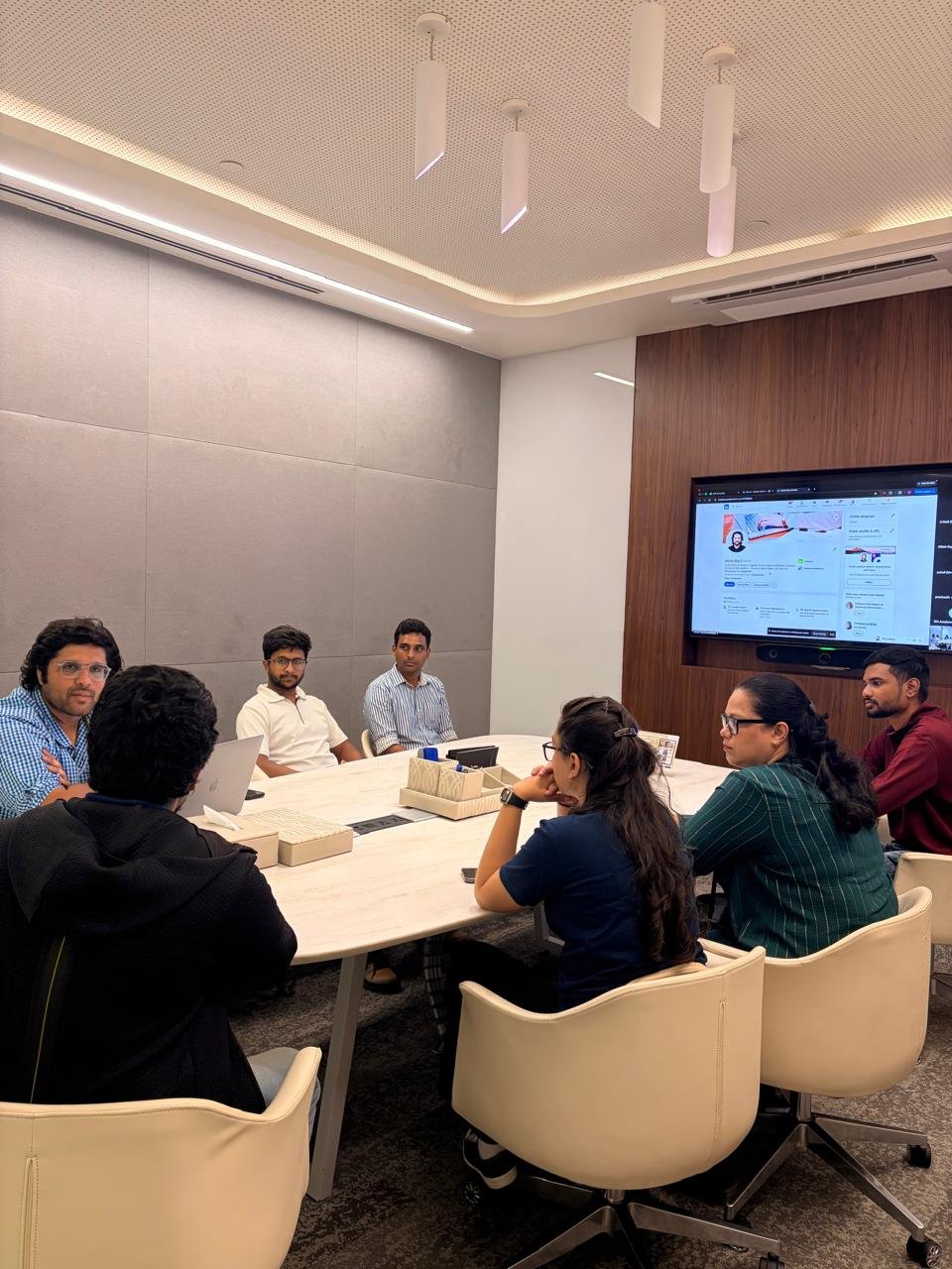 Learners collaborating during a live BIA Generative AI session