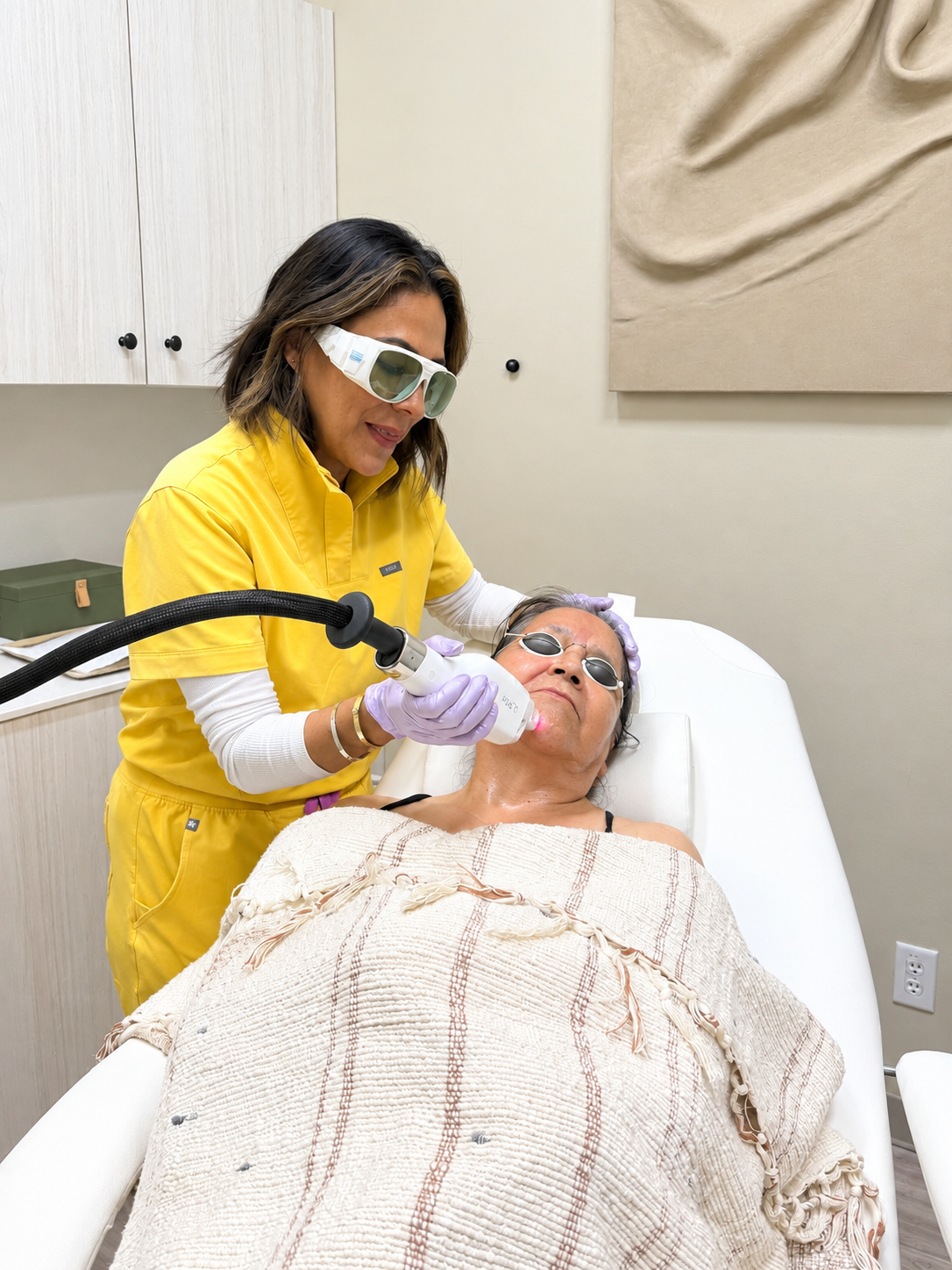 Laser & Skin Tightening