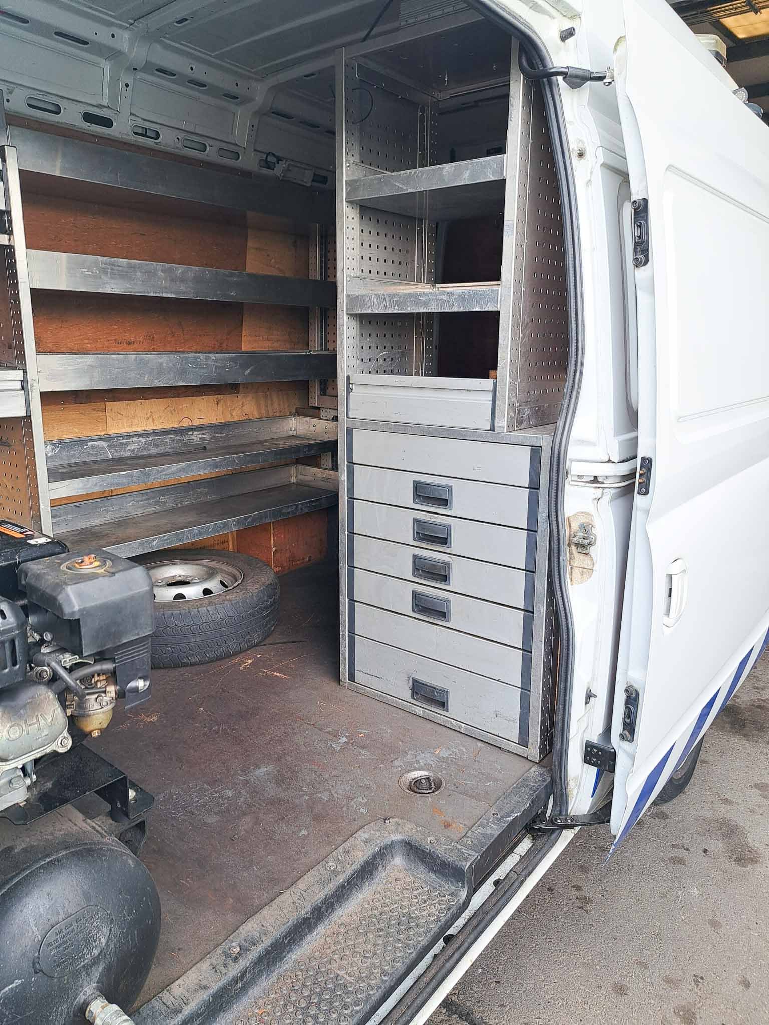 LDV MAXUS V80 Service Van - Image 3