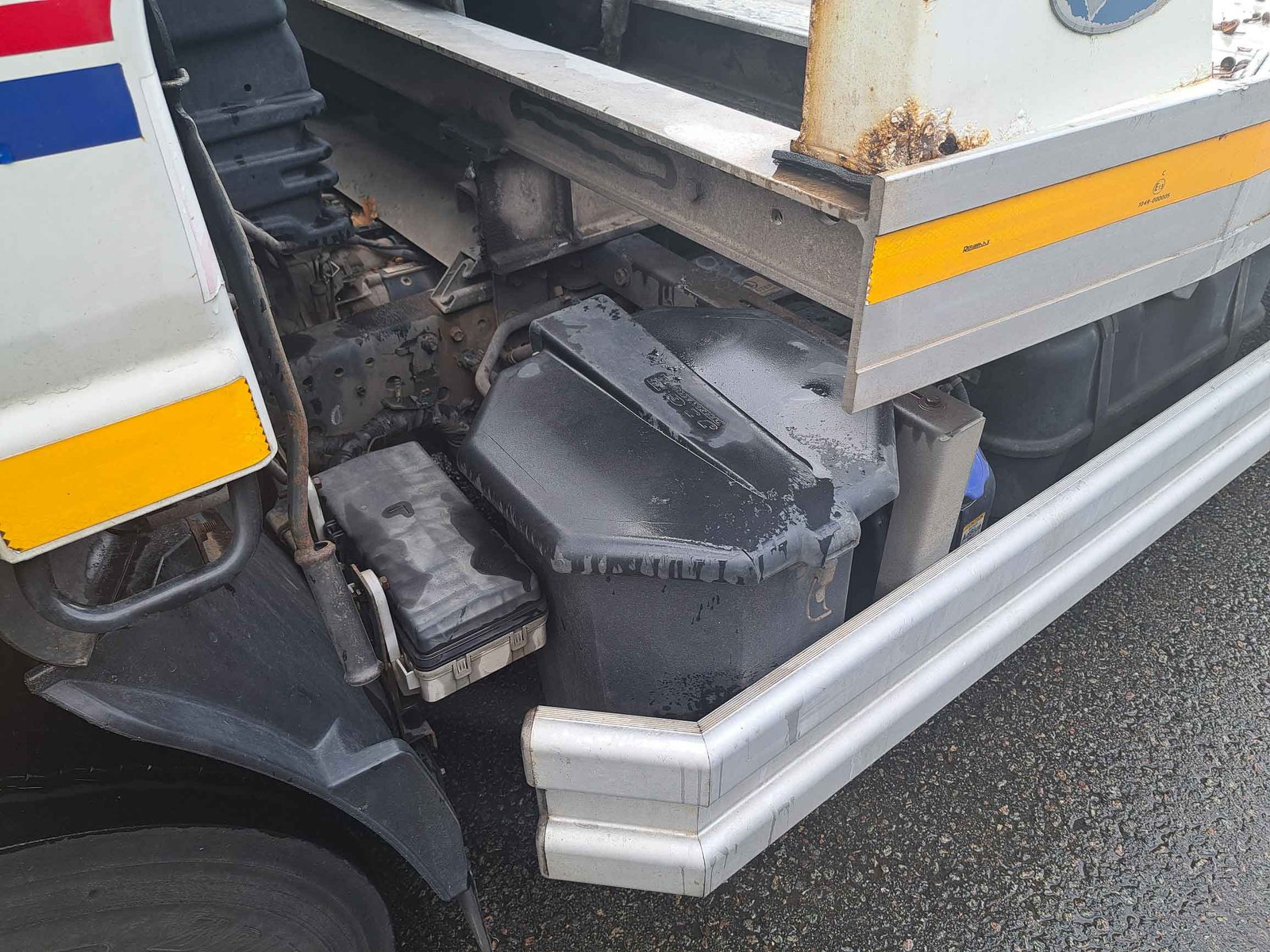 ISUZU N75-190 Day Cab (Choice of 2) - Image 6