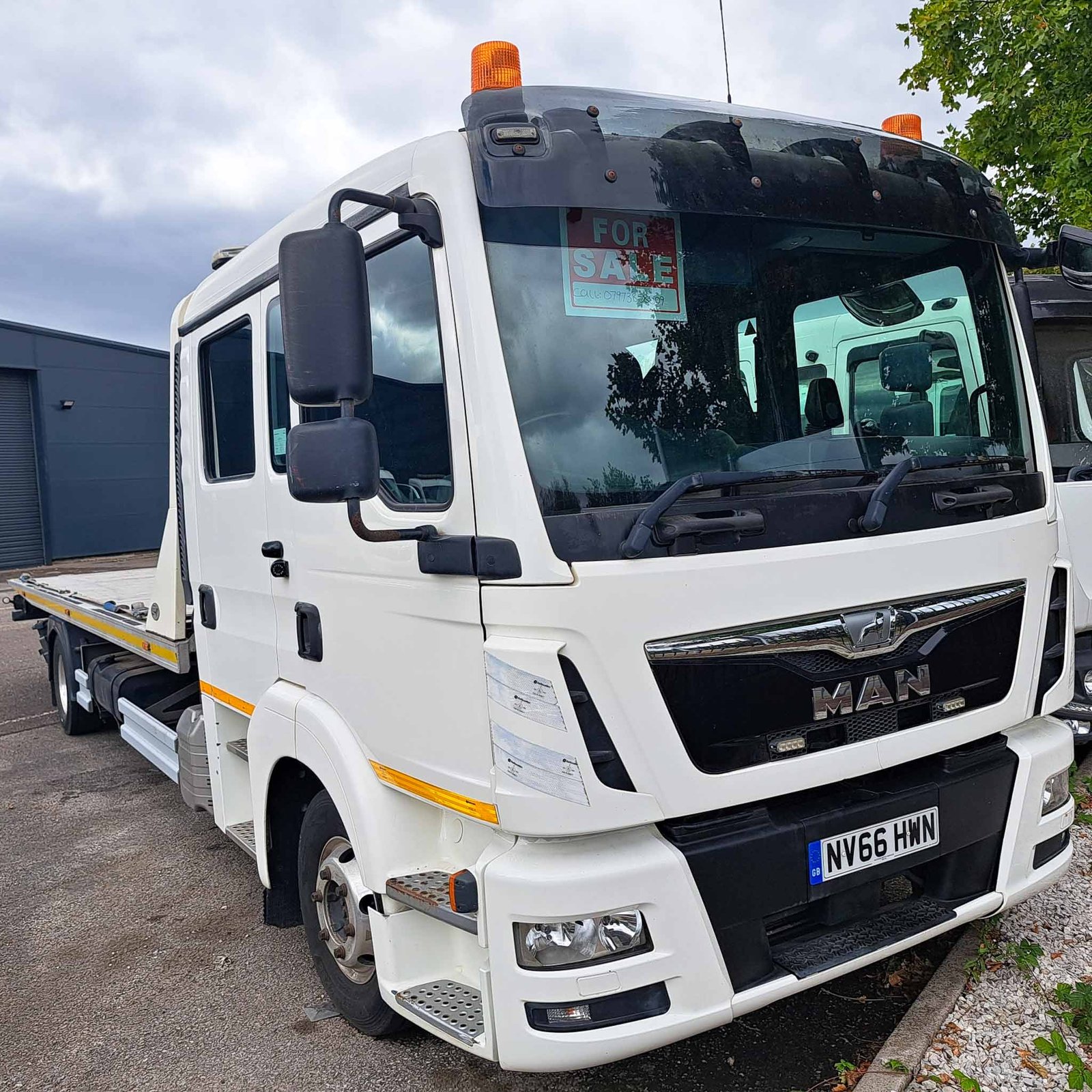 Choice of 4 – MAN 12.220 Crew Cab (12 Tonne 4x2 Auto) - Image 4