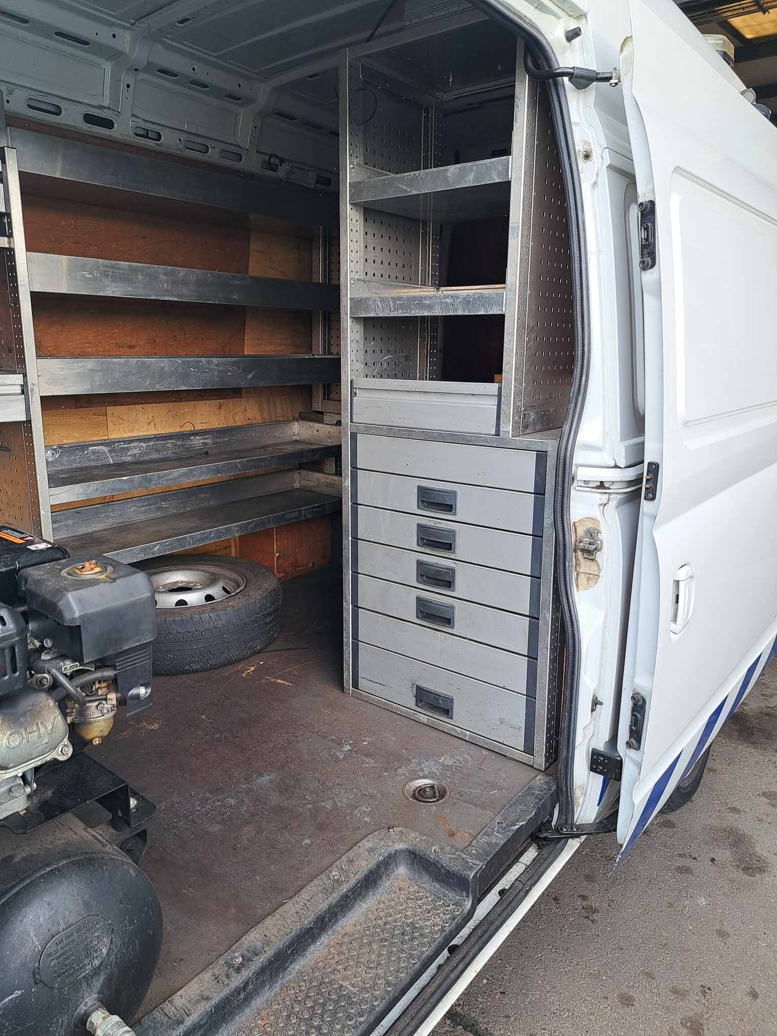 VW Crafter Service Van - Image 6