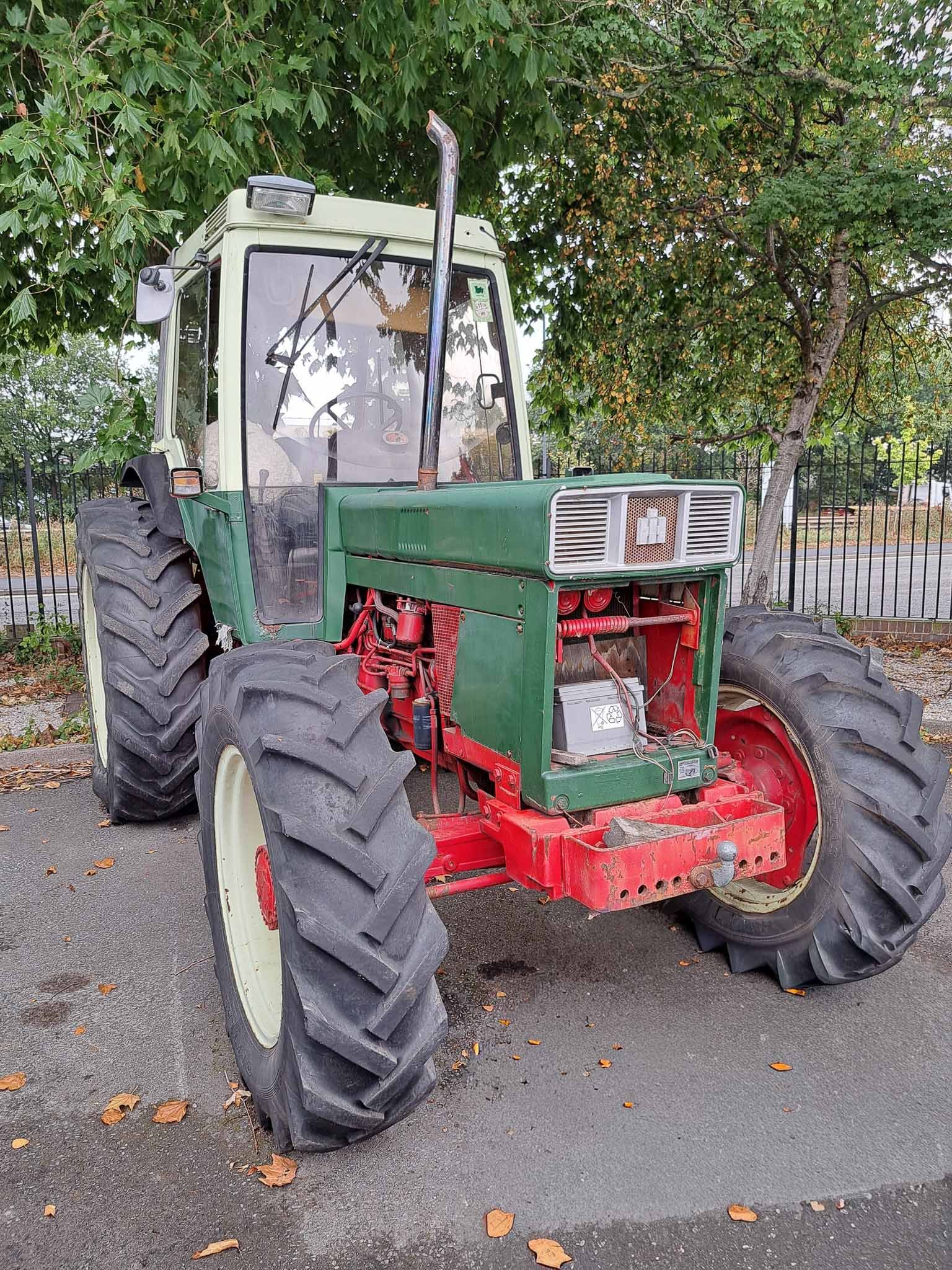 International 4x4 Tractor - Image 1