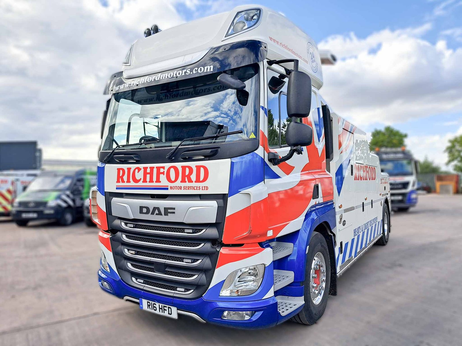 DAF 530 Sleeper Cab – 4x2 (2021) - Image 1