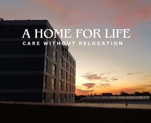 Huis Uitsig building at sunset with the words A home for life, care without relocation