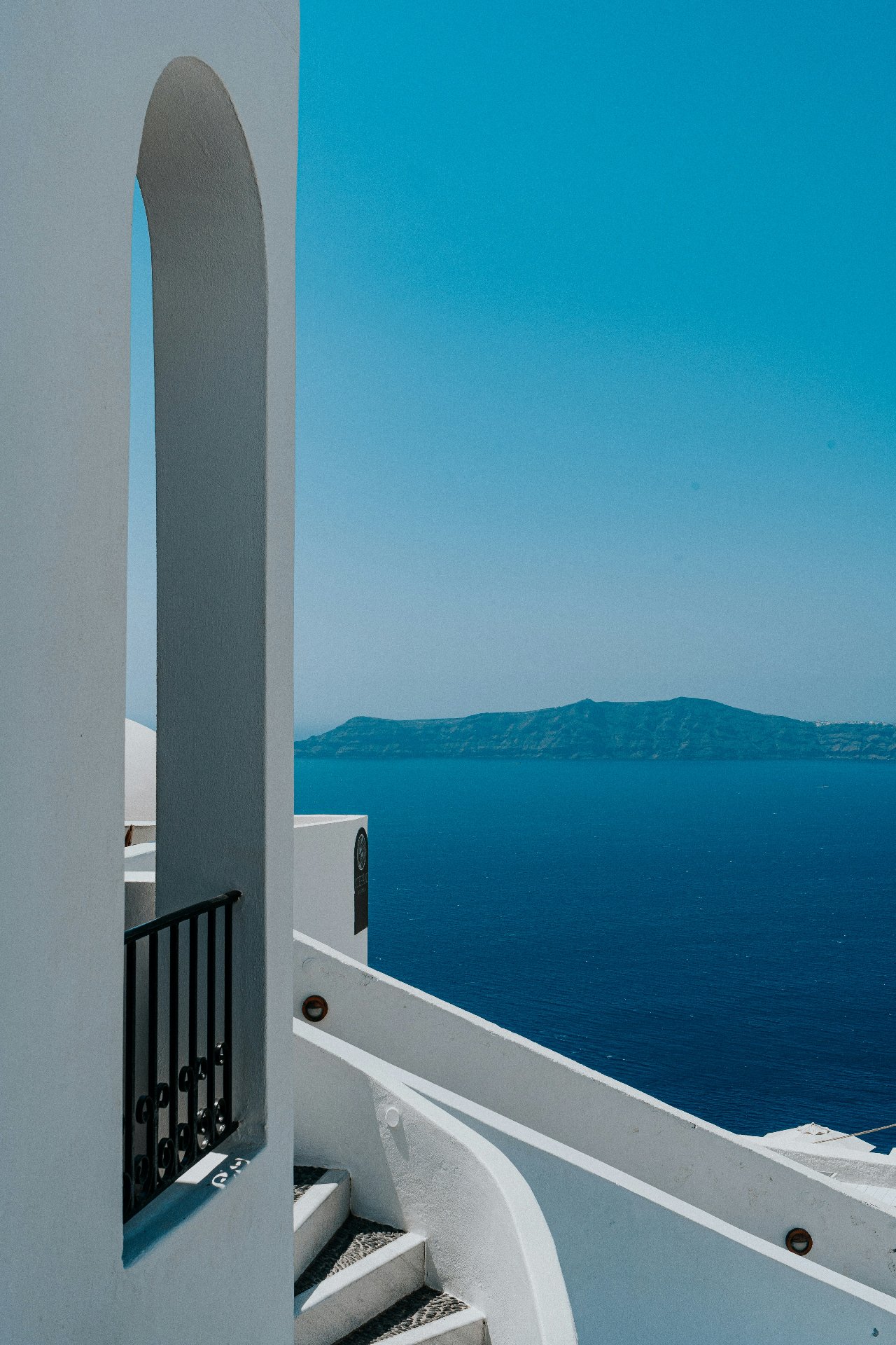 Minimalist Architecture Immersion