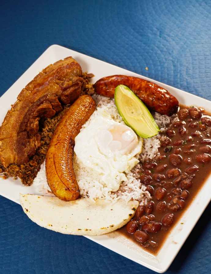 Bandeja Paisa Auténtica