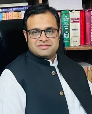 Portrait of Rizwan Shabber Kayani, LEGAL & REGULATORY ADVISOR