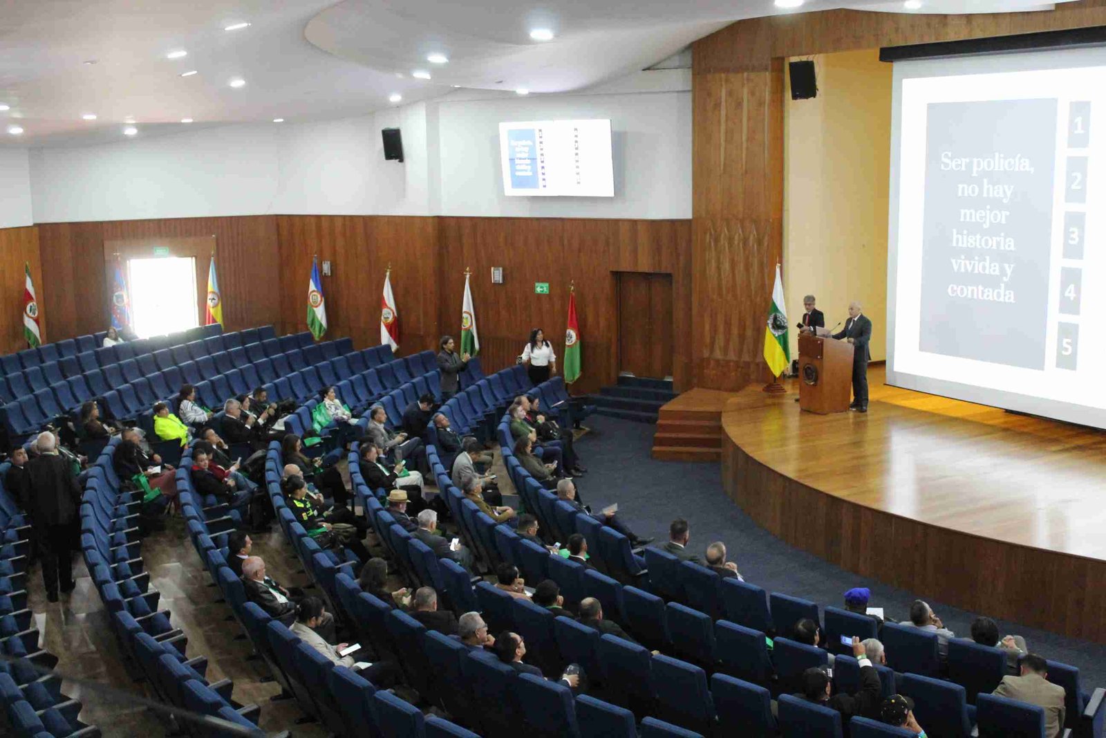 Congreso Mundial - Imagen Grupo 2 - 4