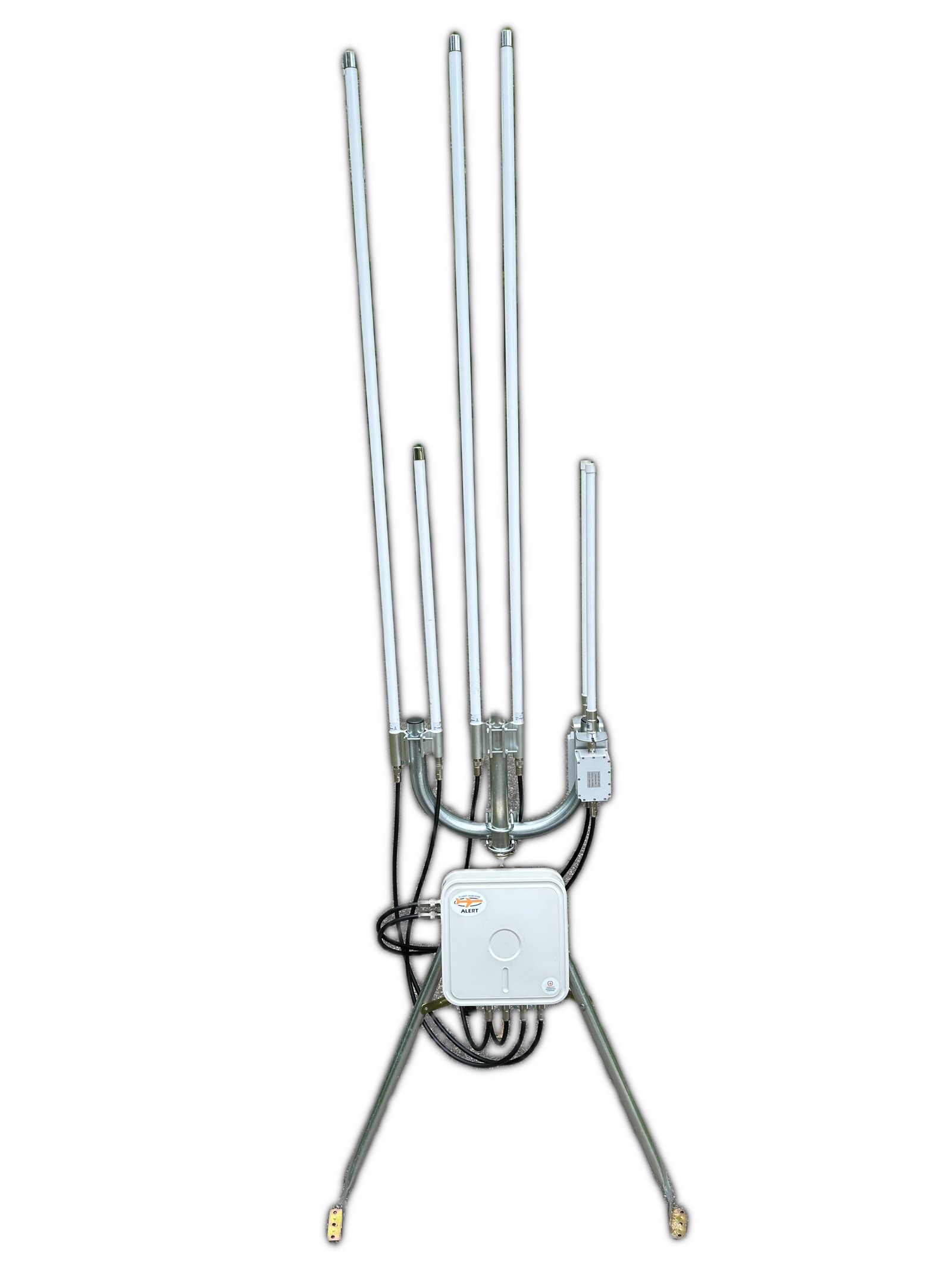 antenna system with three vertical antennas mounted on a tripod base with detection equipment box