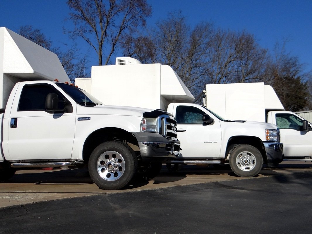 ESECO trucks supporting industrial X-ray inspections