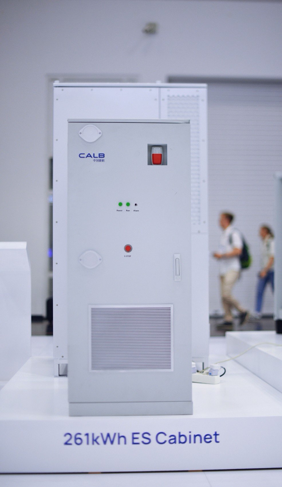 CALB 261 kWh ES Cabinet — sistema di accumulo a raffreddamento liquido