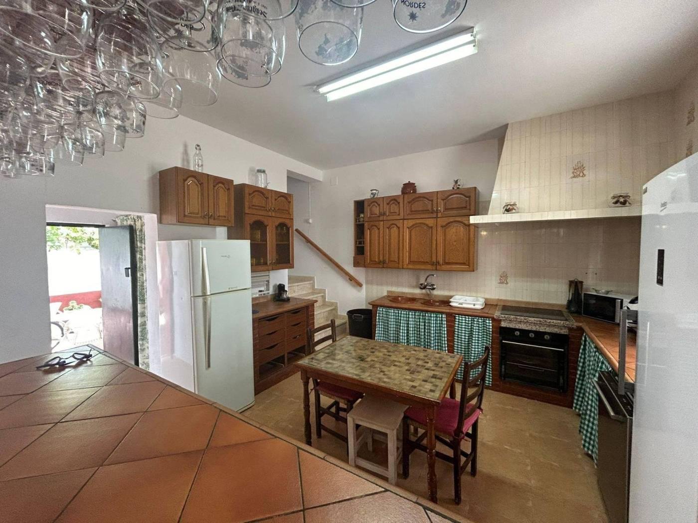 Equipped kitchen for large groups at Cortijo La Vega