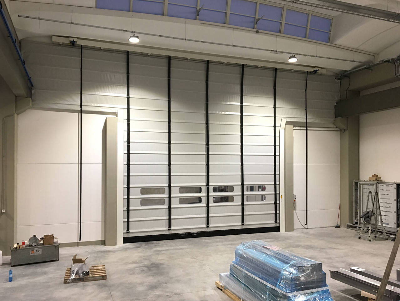 GIGA BELT industrial door