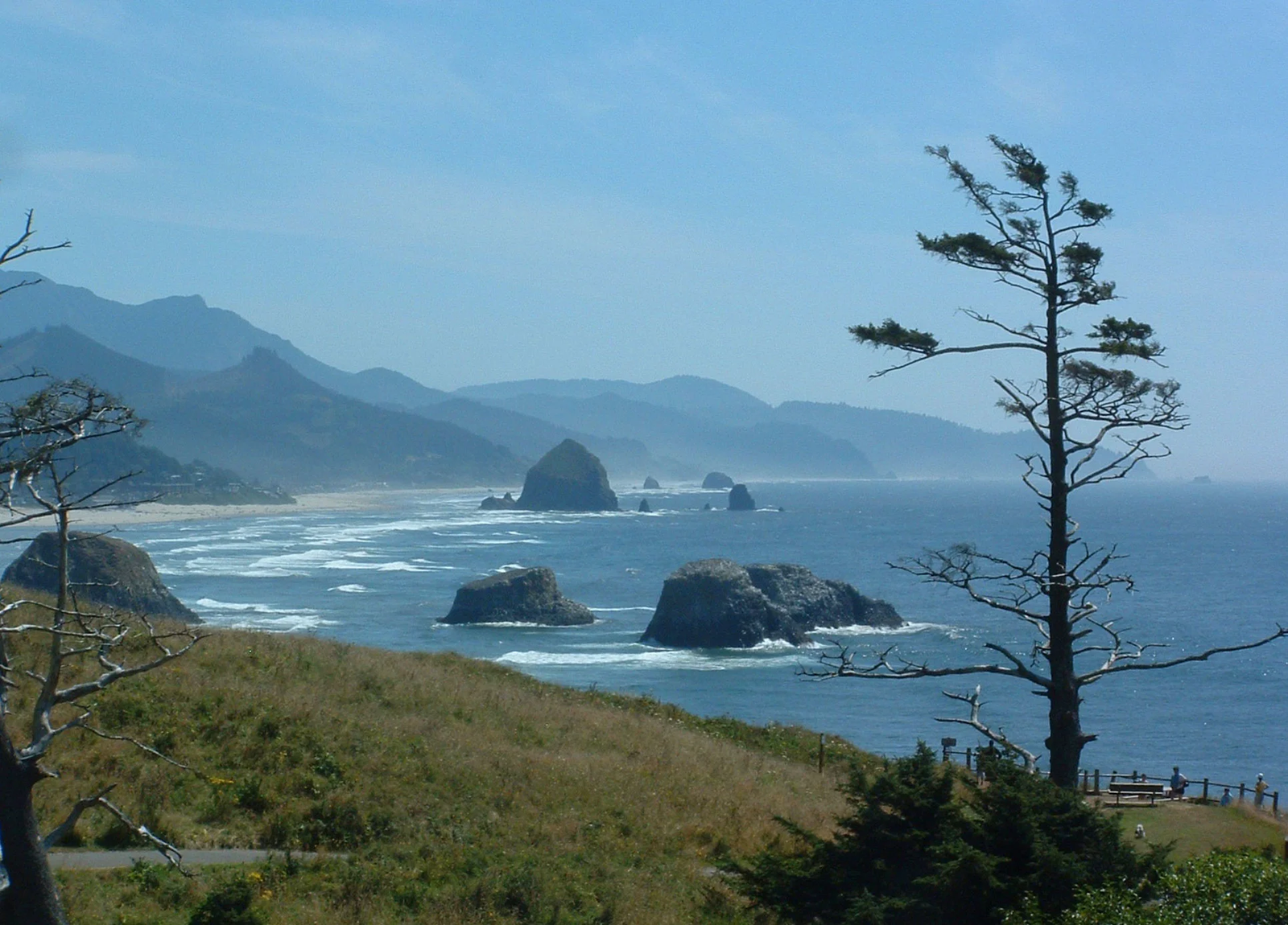 Explore Cannon Beach