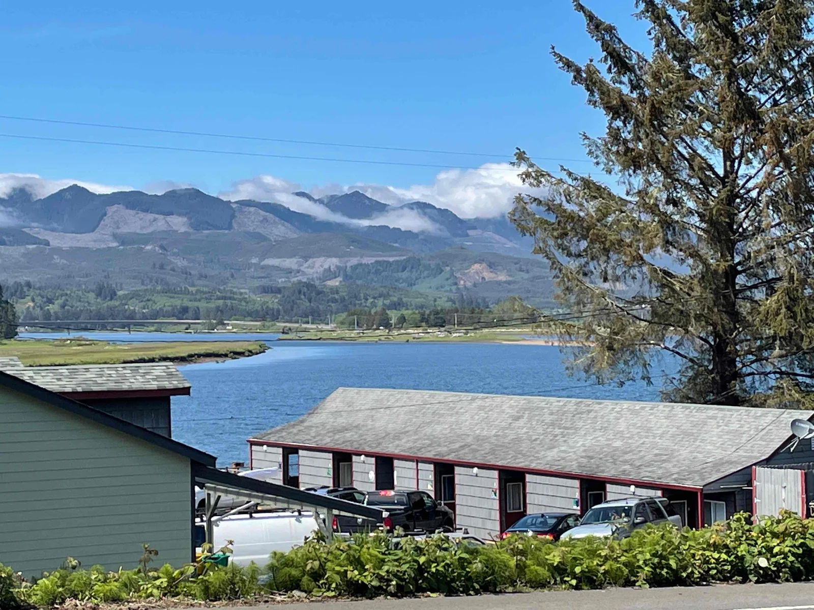 Beautiful coastal scenery at Wheeler, Oregon