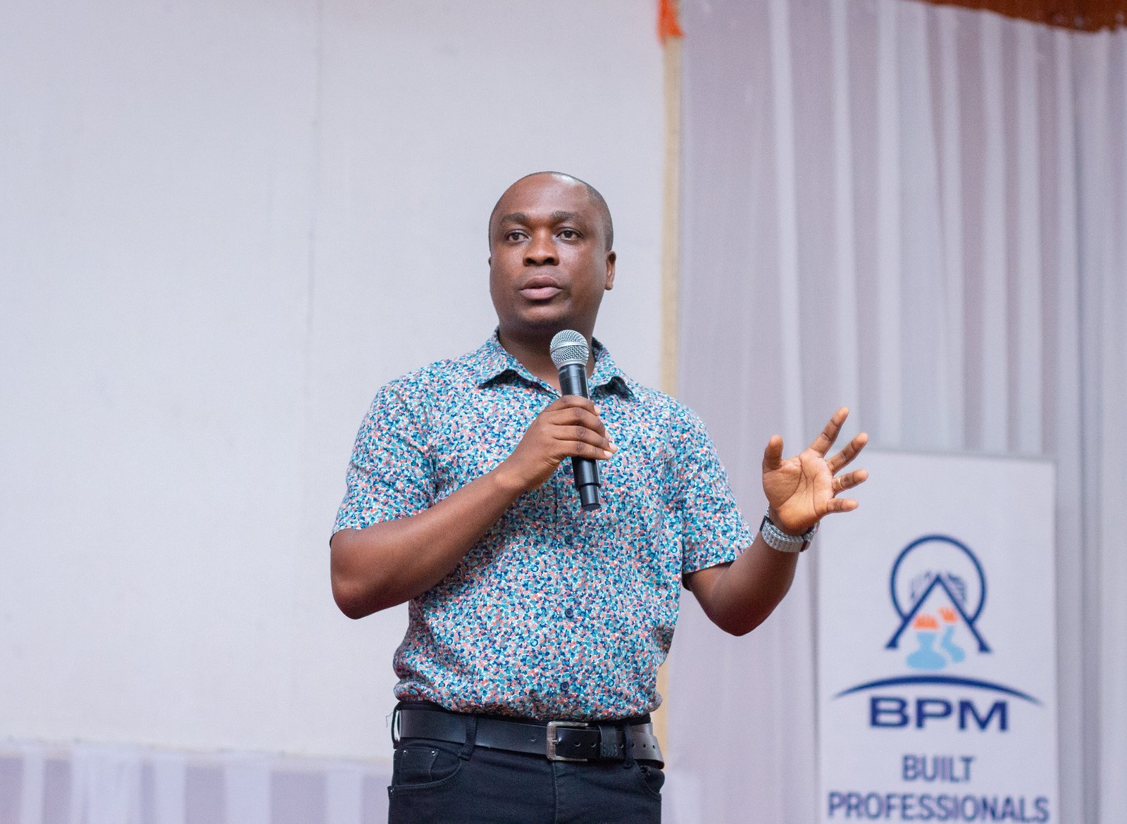 BPM facilitator presenting