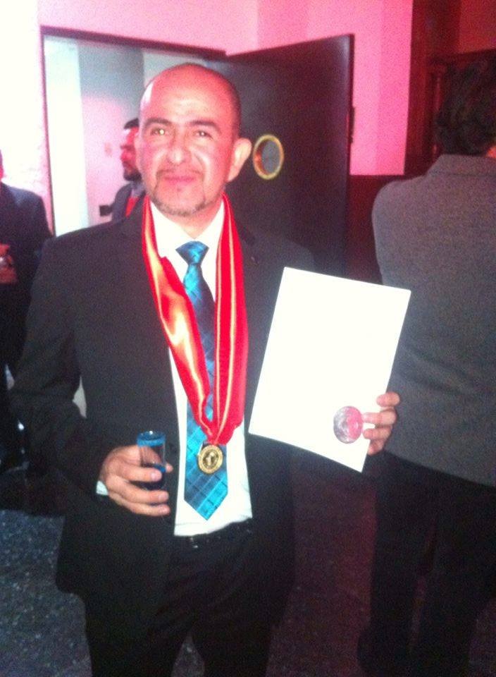 Medalla a la Excelencia Profesional
