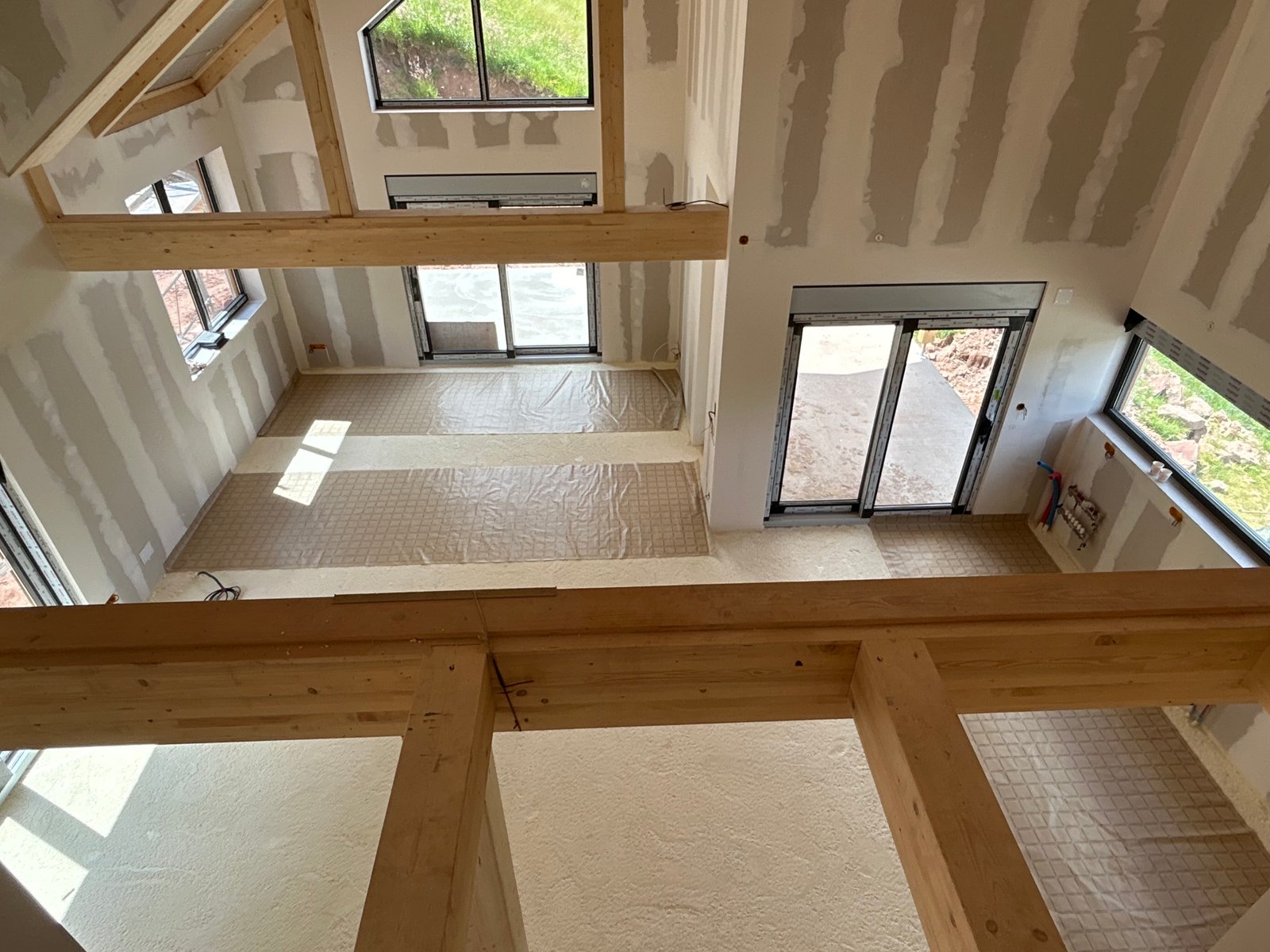 Chantier vue d'ensemble - Préparation de sol et structure