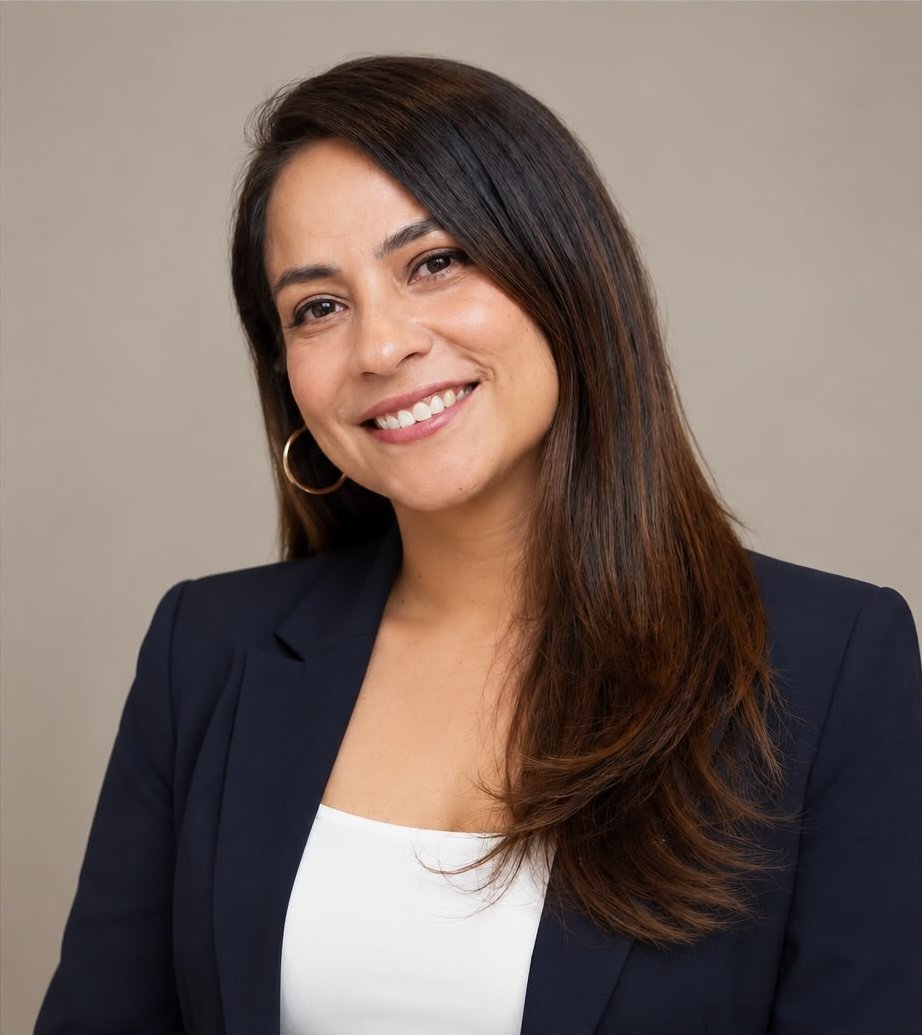 Retrato de Karla Zamora, Ejecutiva de Ventas de Promeat