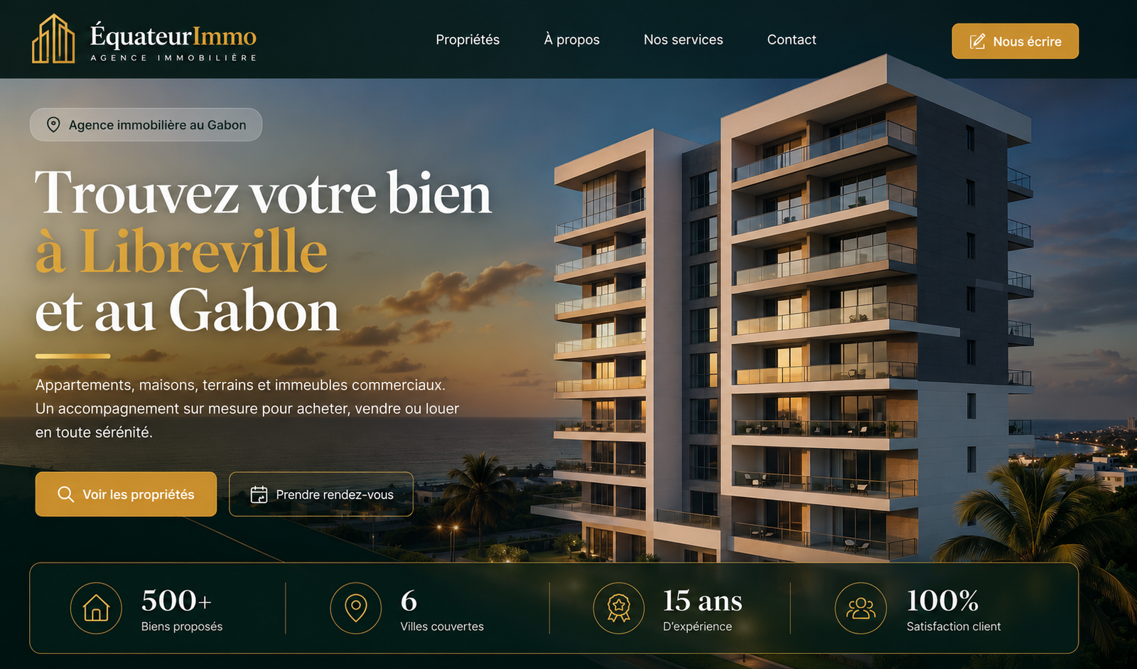 Screenshot du site Équateur Immo, agence immobilière au Gabon, montrant le logo "ÉquateurImmo - AGENCE IMMOBILIÈRE" et un hero avec un immeuble moderne au coucher du soleil à Libreville, titre "Trouvez votre bien à Libreville et au Gabon"