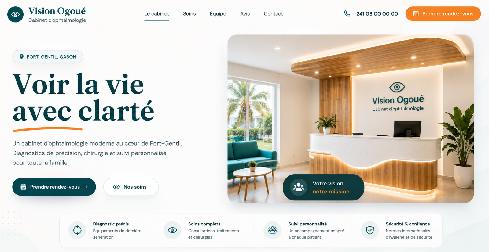 Screenshot du site Vision Ogooué montrant le logo "Vision Ogooué - Cabinet d'ophtalmologie" avec un cabinet ophtalmologique moderne à Port-Gentil, Gabon, intérieur élégant avec réception blanche, bois naturel, plantes vertes et mobilier contemporain