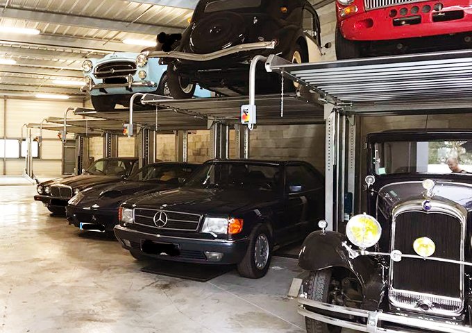 Técnico especializado durante intervención de mantenimiento