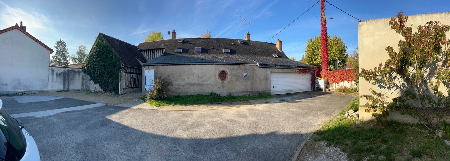 Façade et entrée du Jardin d'Esculape, 2 rue du Bignon, Orléans