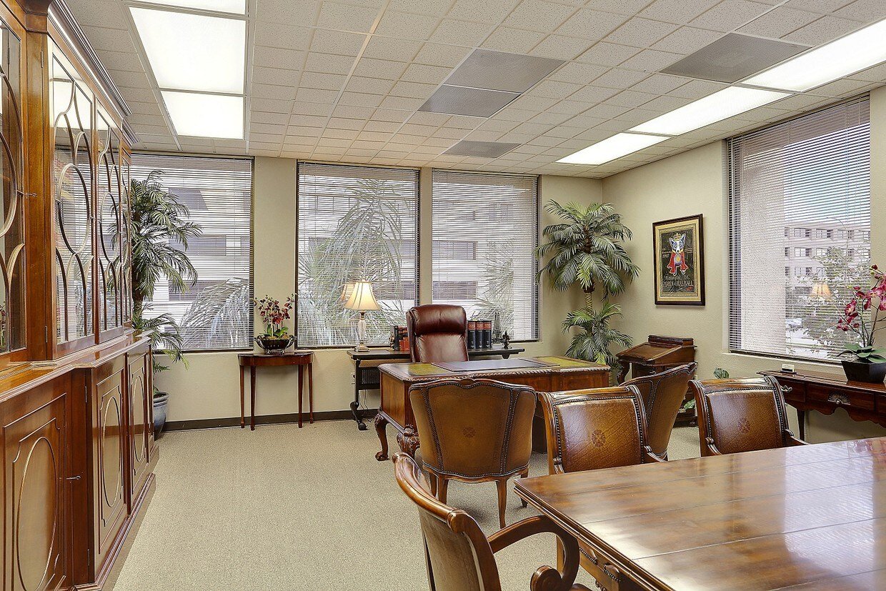 824 Elmwood Park Boulevard East Jefferson executive office building near Metairie