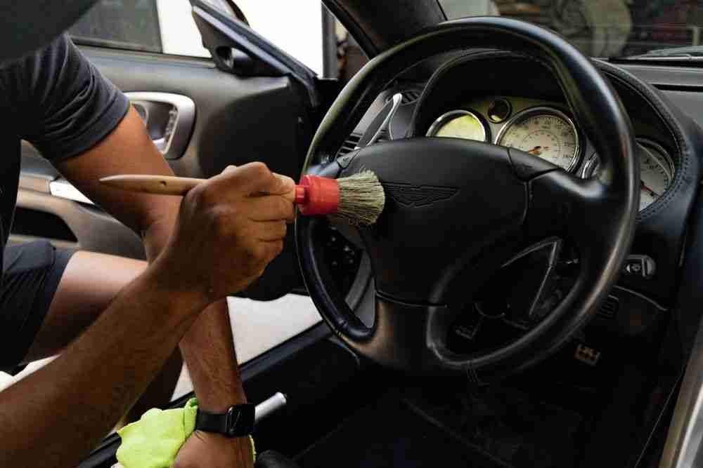 Meticulous interior cleaning service