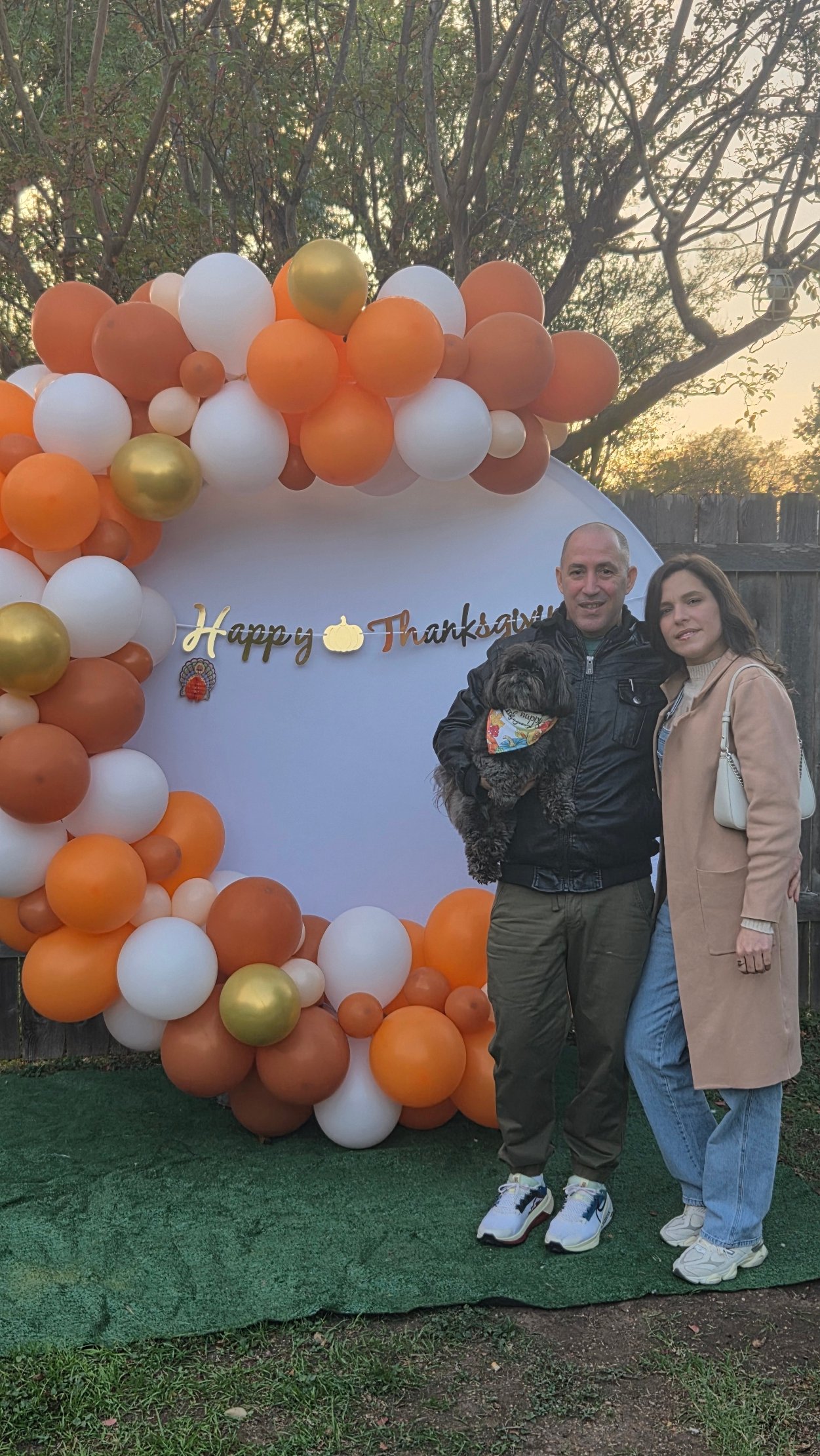 Family Thanksgiving Moment