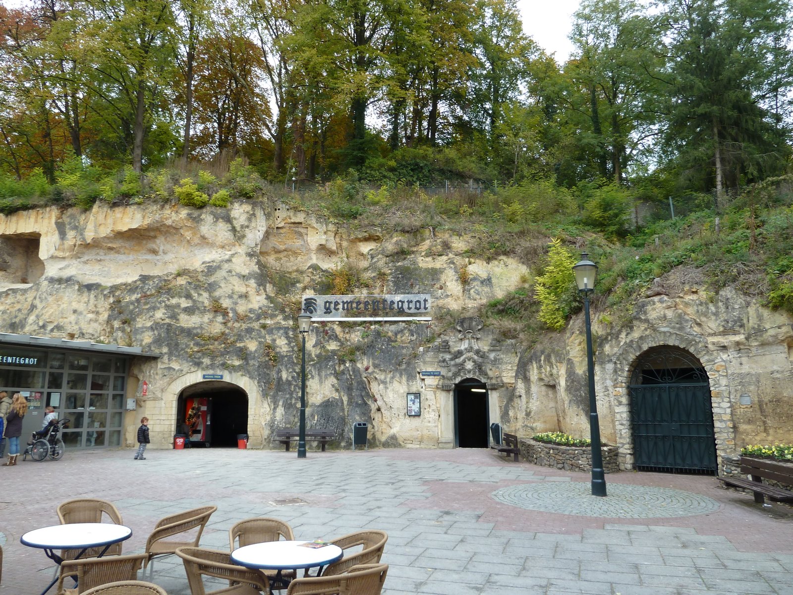 Ingang van de Gemeentegrot, een top bezienswaardigheid in Valkenburg aan de Geul