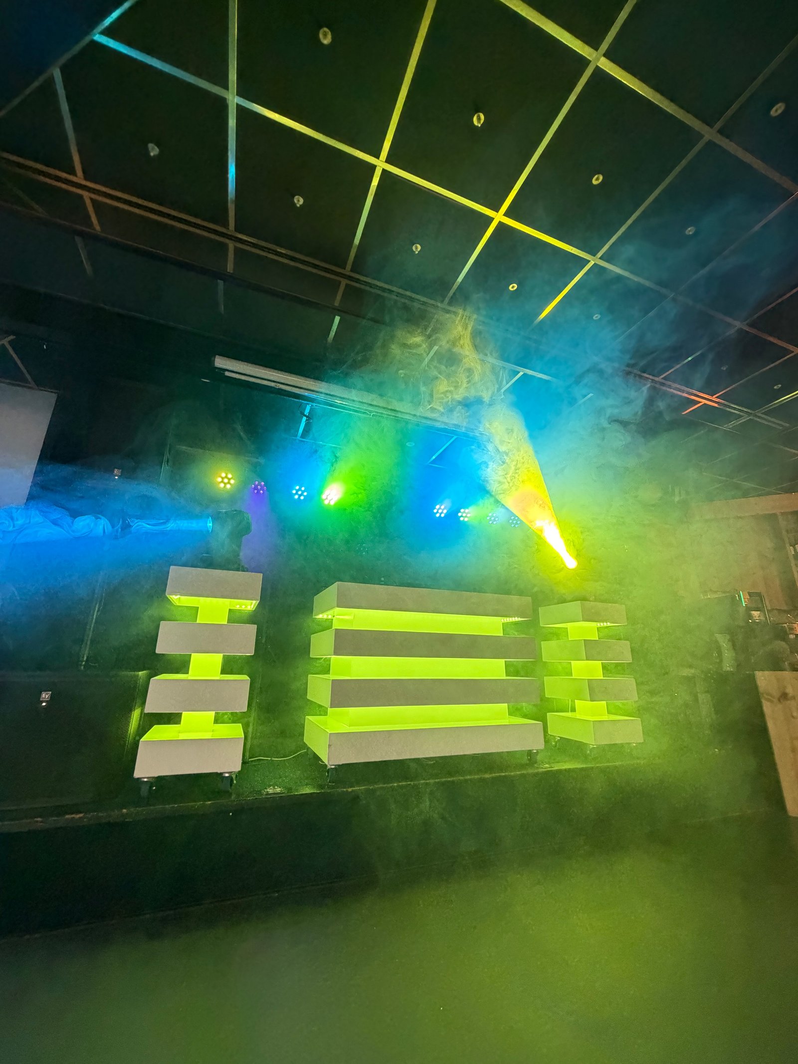 DJ DAAN professional setup with branded display