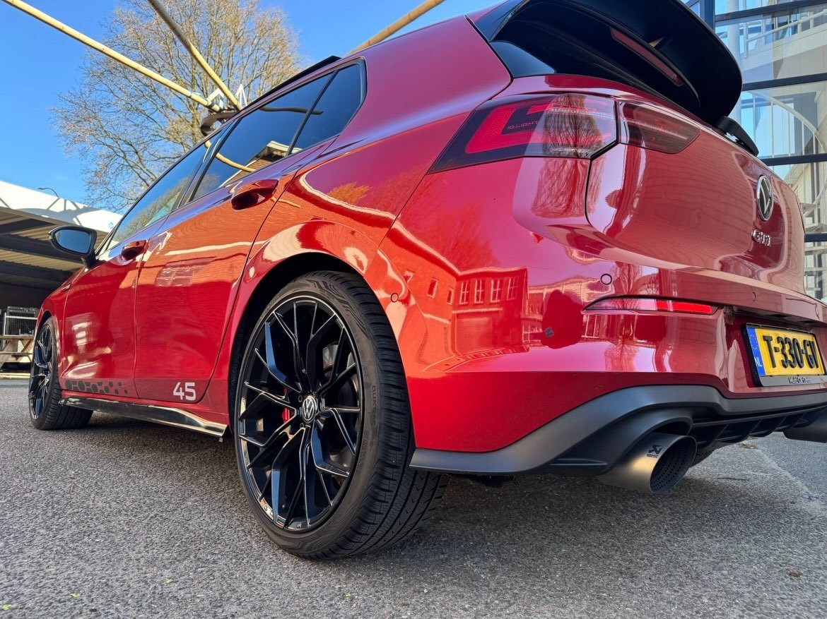 Volkswagen Golf 8 Clubsport 45 exterieur en interieur — thumbnail 7