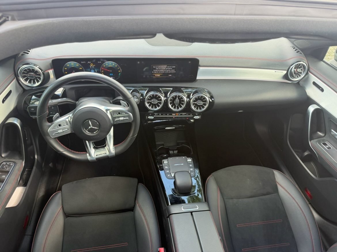Mercedes CLA 250 e AMG Pakket exterieur en interieur — thumbnail 3