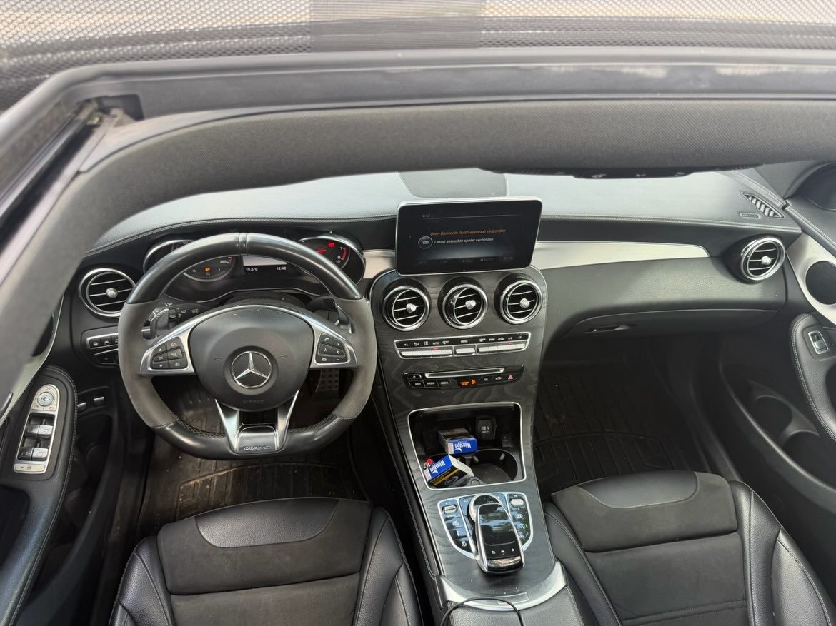 Mercedes GLC63S exterieur en interieur — thumbnail 4