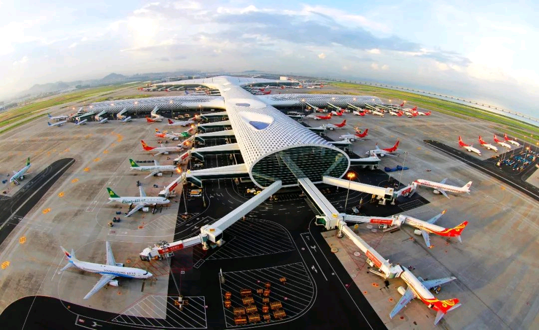 Airport Terminal and Apron Power Distribution Planning Airport terminal apron and aircraft stands for reliable power distribution planning