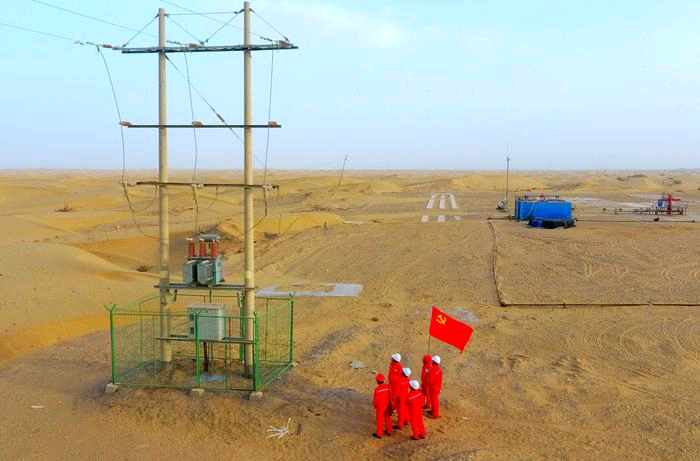 pole mounted transformer in desert environment