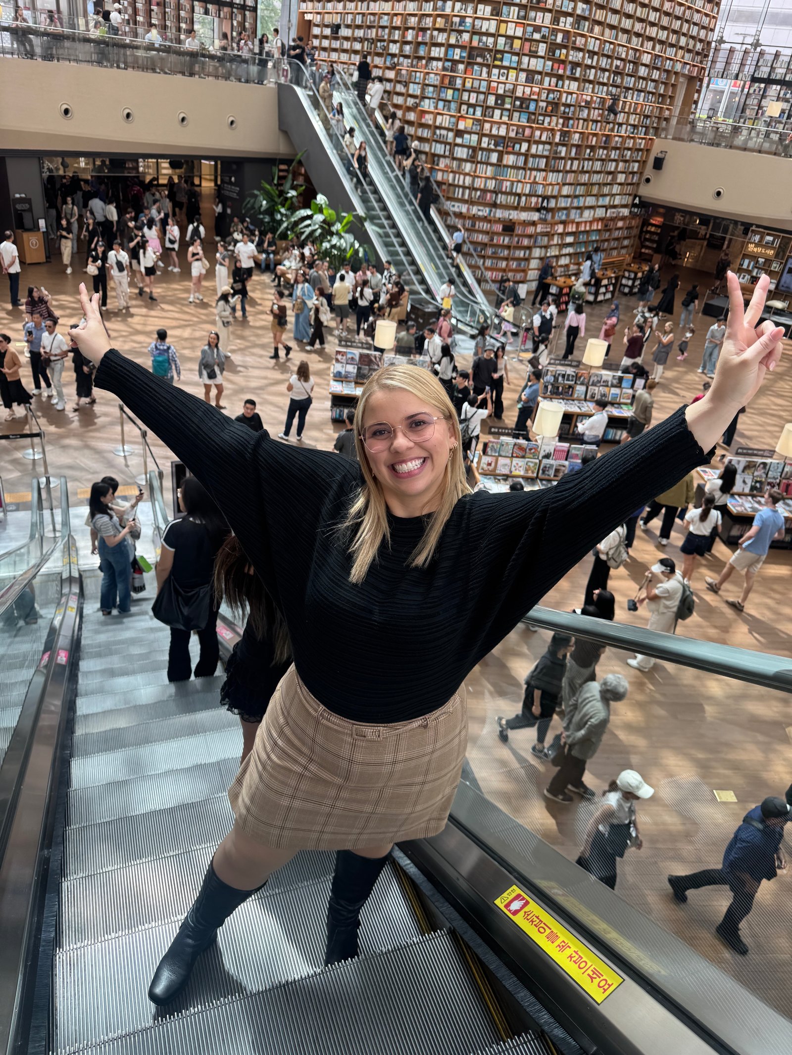 Grupo de viajantes da Pandai Travel Club sorrindo juntos